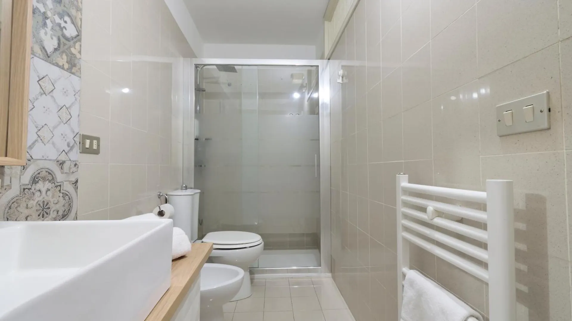 Apartament La Casa Di Carta In Piazza Stesicoro Katania