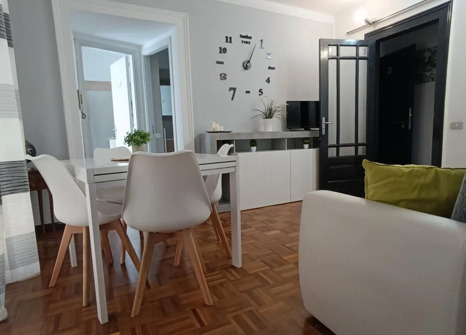 Apartament La Casa Di Carta In Piazza Stesicoro Katania 0*,