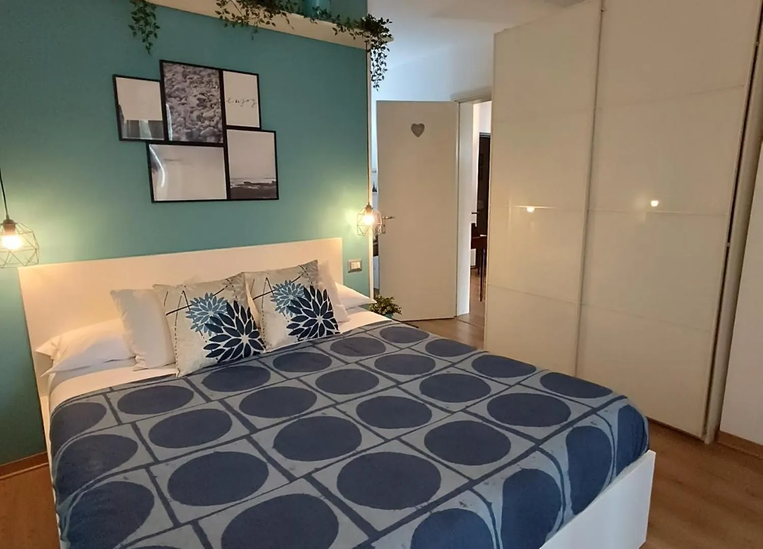 Apartament La Casa Di Carta In Piazza Stesicoro Katania Włochy