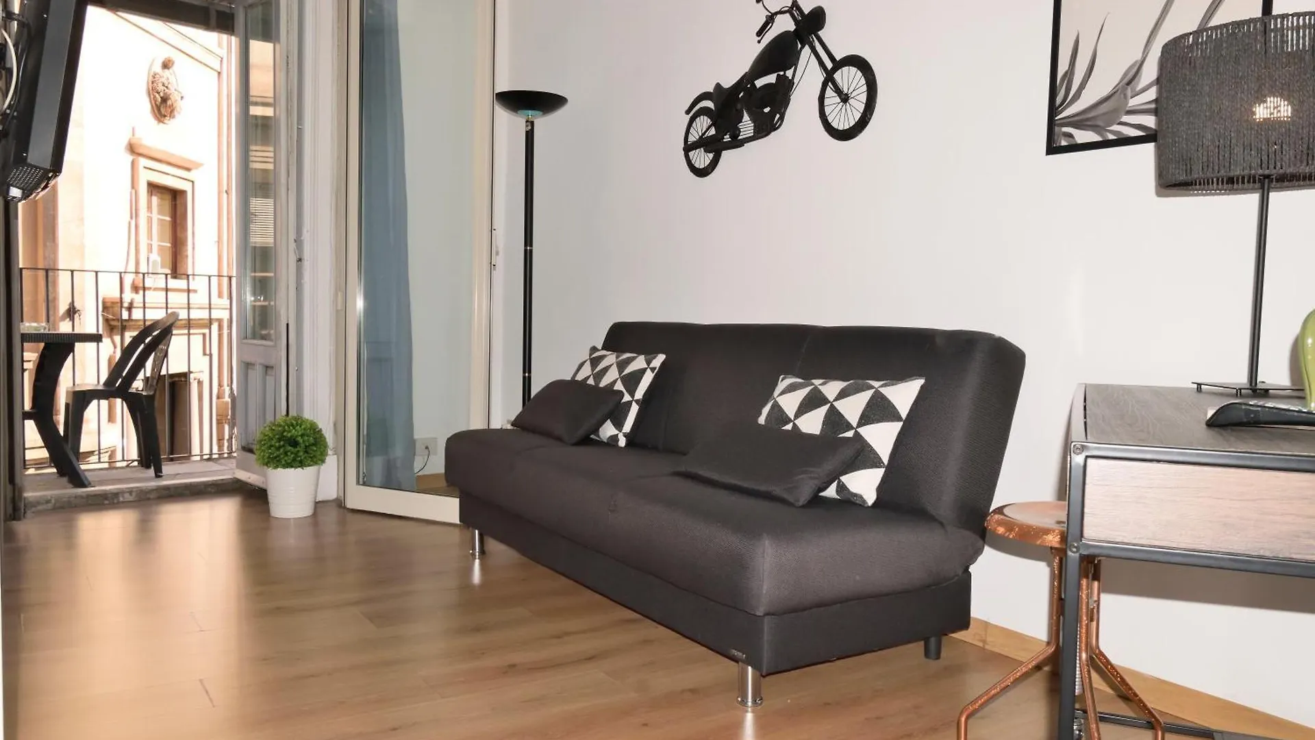 La Casa Di Carta In Piazza Stesicoro Apartment Catania